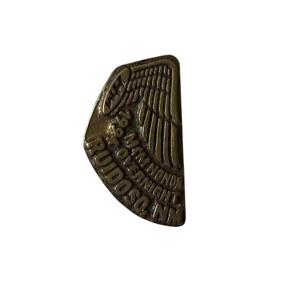 Vintage 1994 Honda M&M Overnight Ruidoso NM Wing Logo Lapel Pin Brass Tone Biker